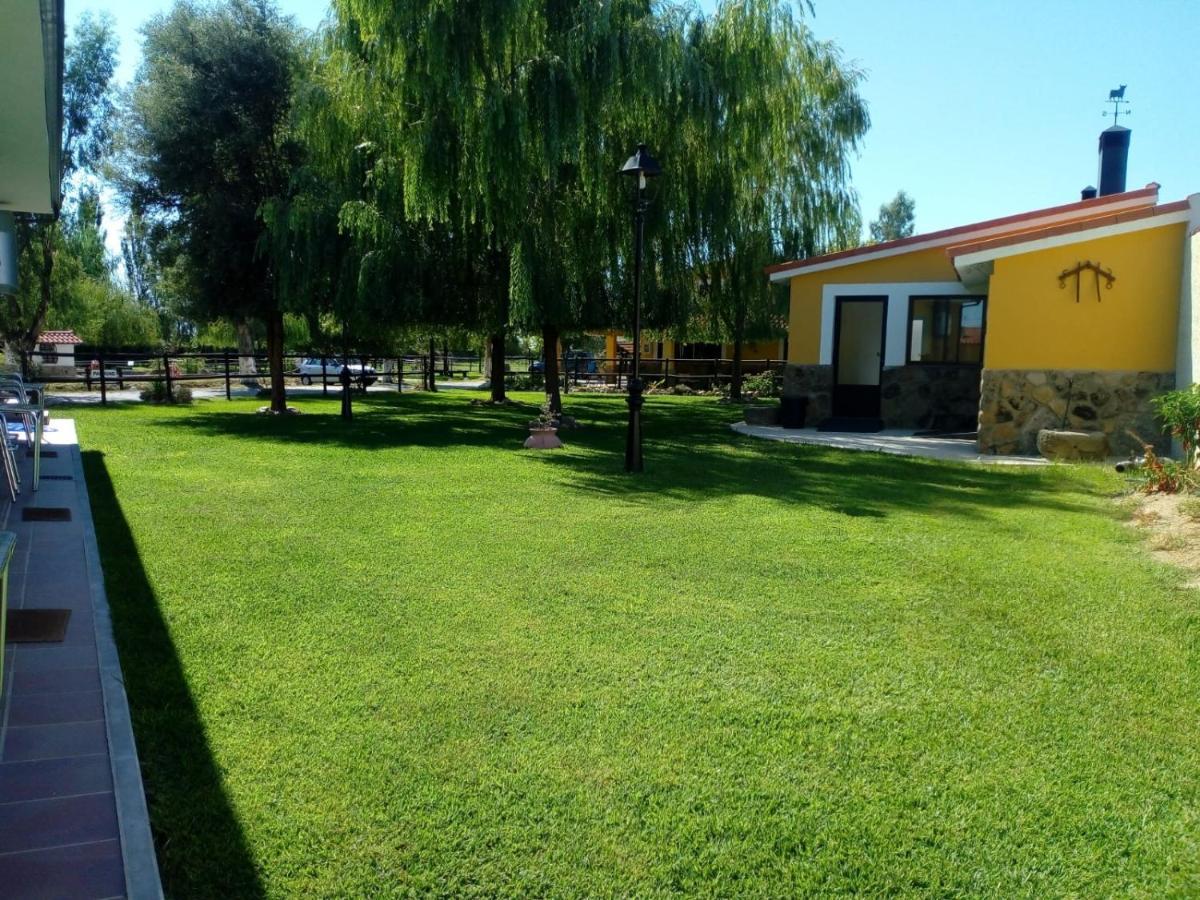 La Posada Hipica Rosalejo  Luaran gambar